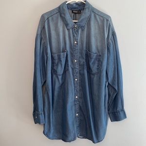 Ana Soft Chambray Shirt w/ Slit Hem